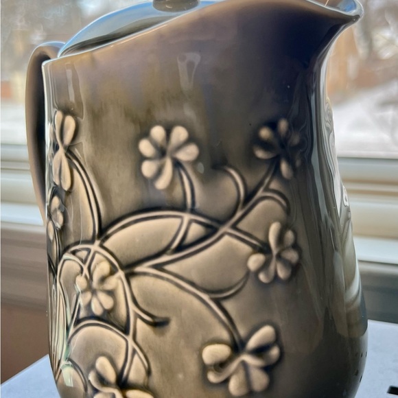 Irish Porcelain Coffee Chocolate Pot Jug Designed by James Dorsey - Picture 4 of 10